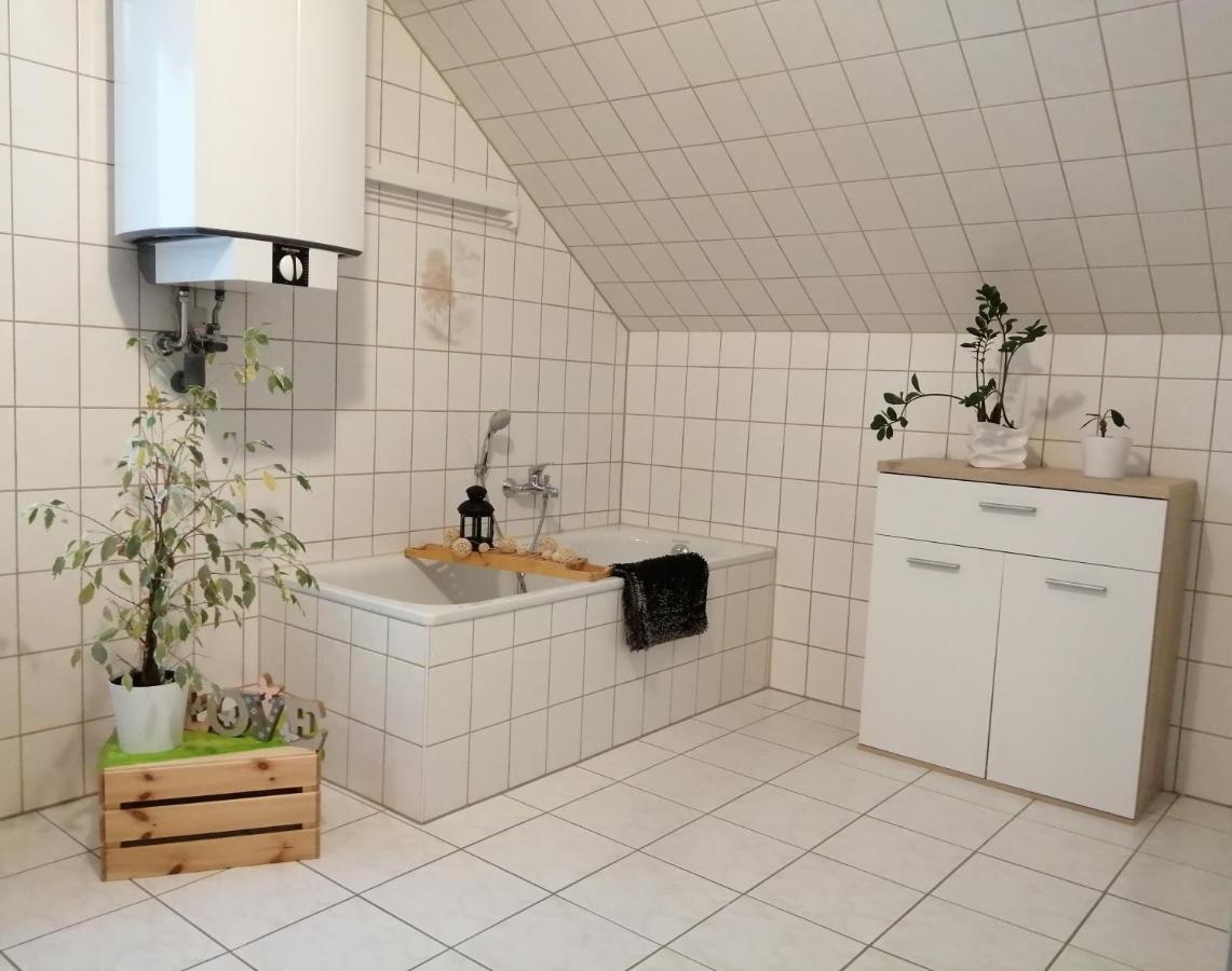 Dorfidyll Im Gruenen Apartment Mittelherwigsdorf Luaran gambar